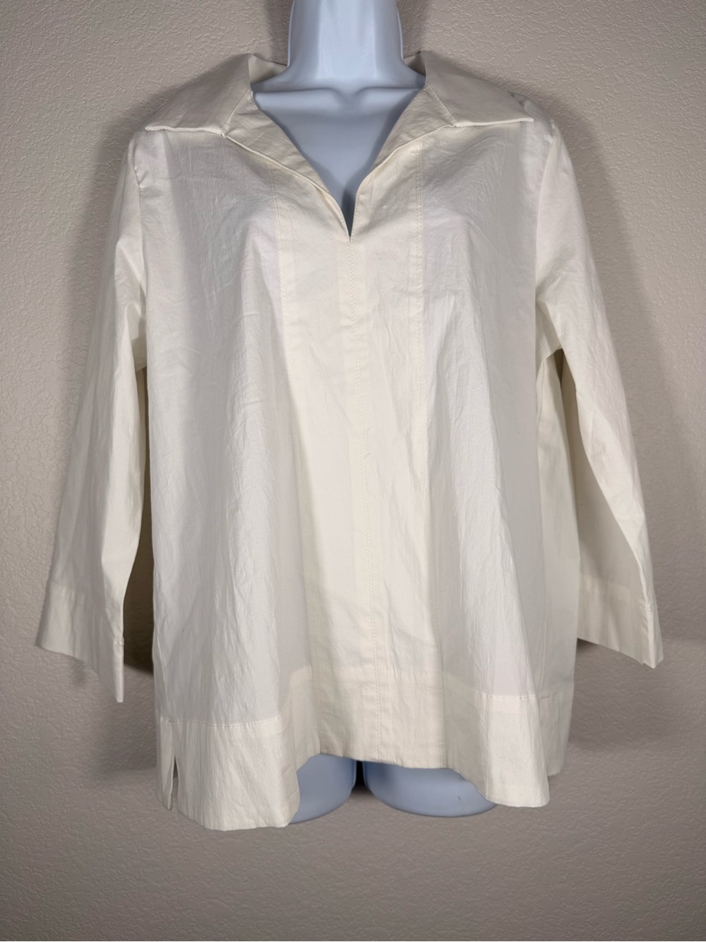 Tuckernuck Cotton Spandex Cream V-Neck Popover Top NWOT